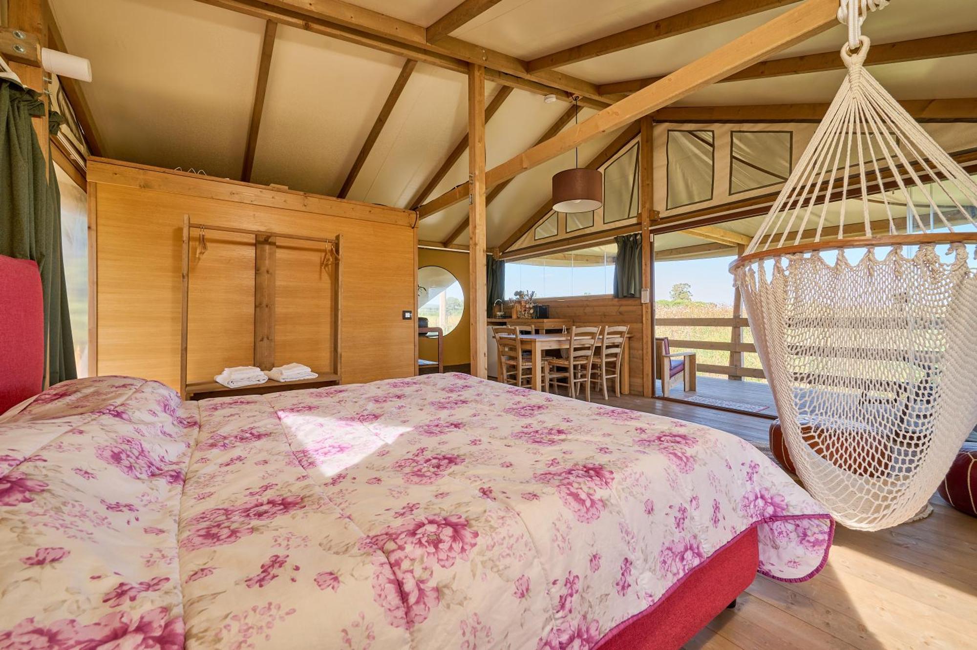 פיומבינו Suite Glamping Vicino Al Mare מראה חיצוני תמונה